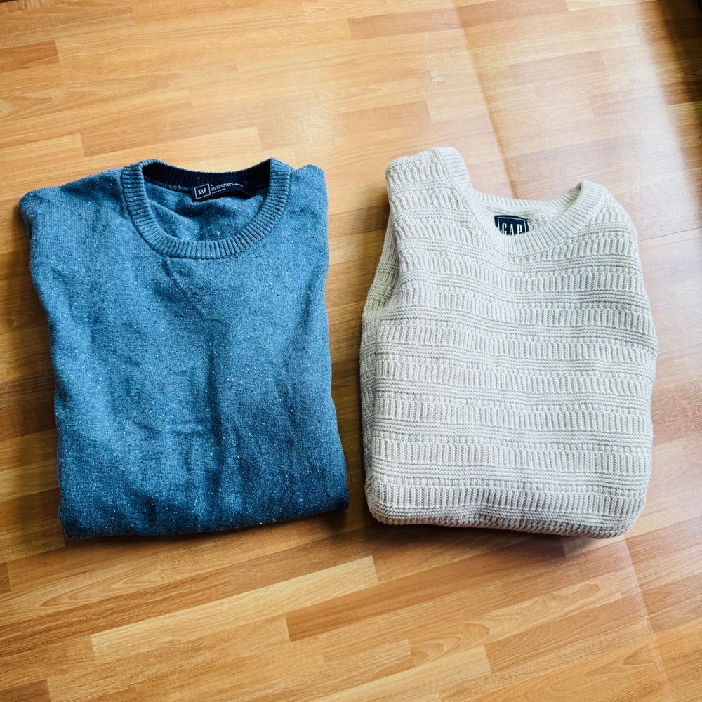 Gap men's sweater bundle size large